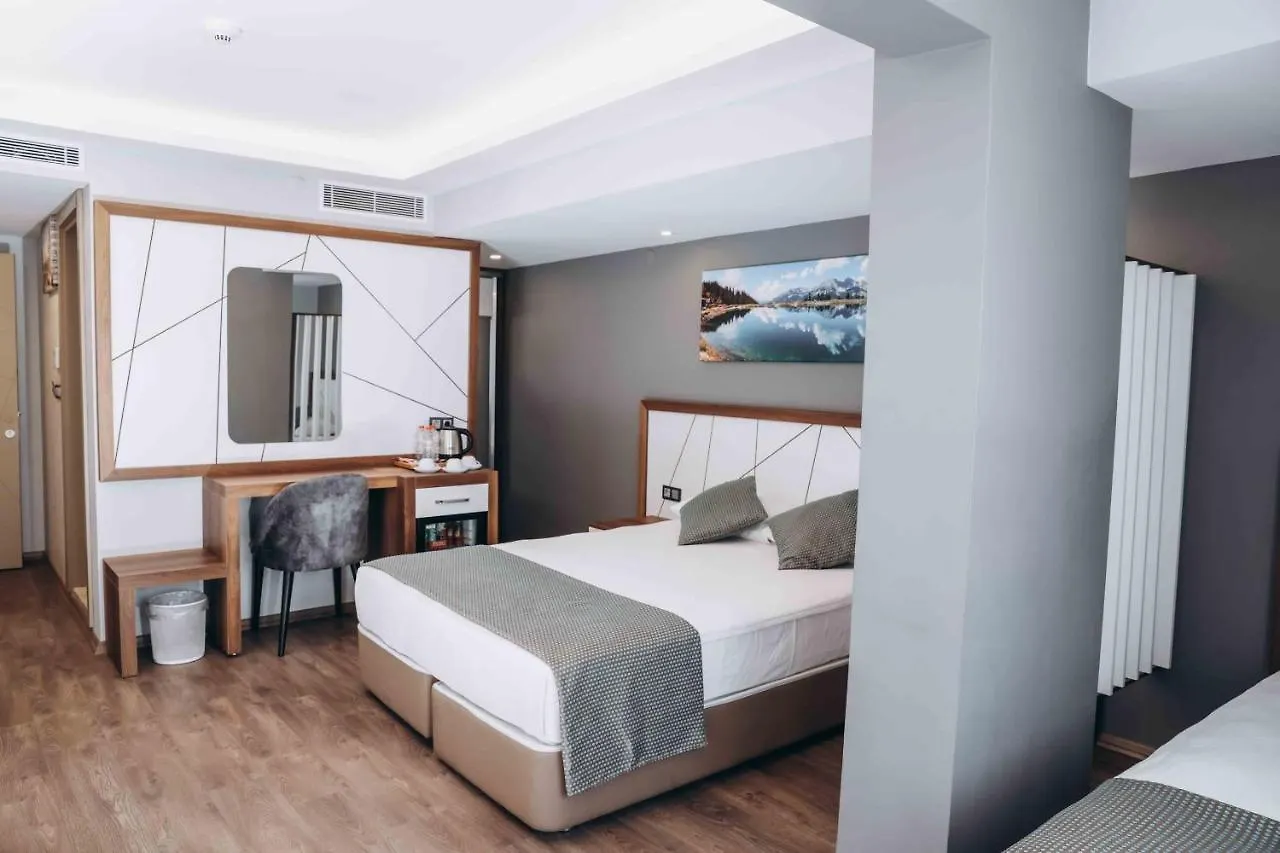 Hakcan Hotel Измир