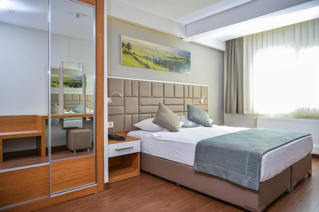 Hakcan Hotel Измир